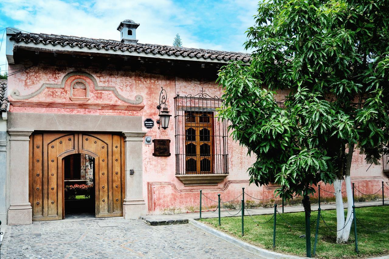 La Casa De La Alameda Antigua Exterior photo